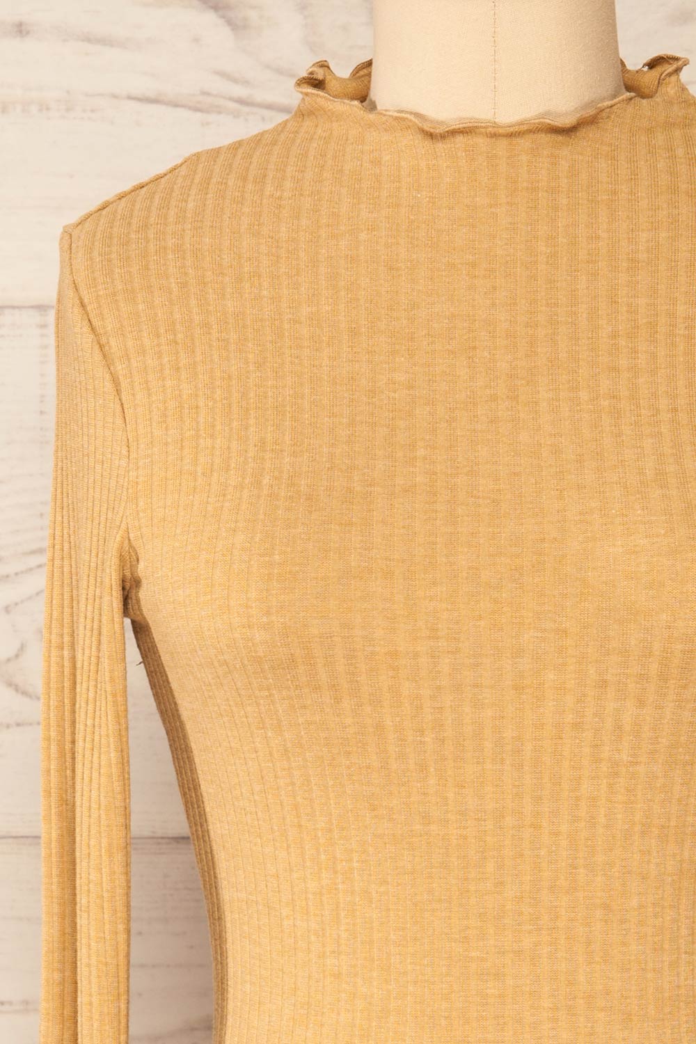 Faaset Beige Ribbed Top with Stand Collar | La petite garçonne front close-up