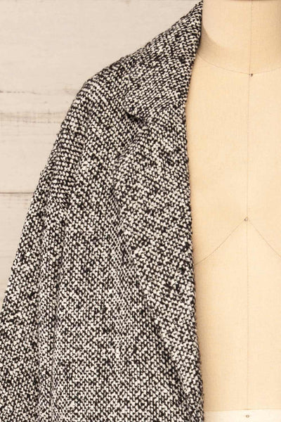 Fagerfjord Black Two-Color Knit Coat | La petite garçonne front open close-up