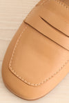 Faith Beige Leather Loafers | La petite garçonne flat close-up