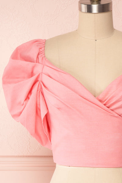Fallviken Pink Crop Top w/ Puffy Sleeves front close up | Boutique 1861