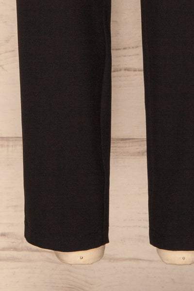 Falstad Black Pants | Pantalon Noir | La Petite Garçonne bottom close-up
