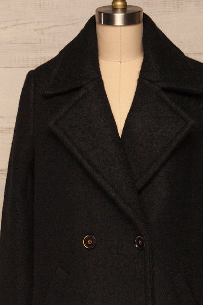 Fangdalen Black Wool Coat | Manteau Noir front view close | La Petite Garçonne