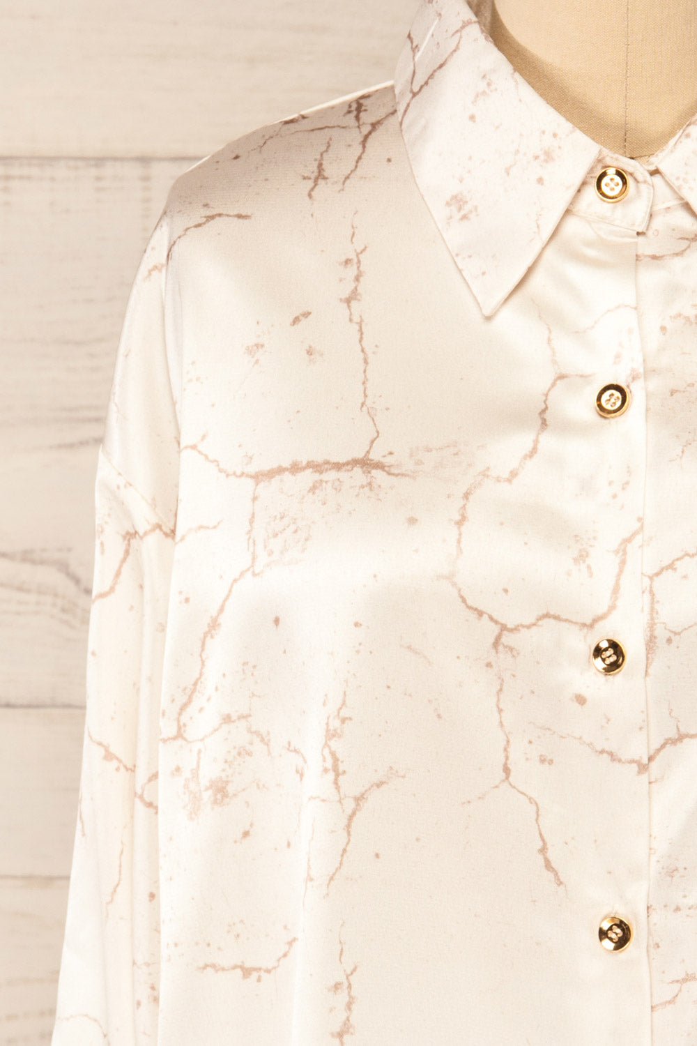 Favllemokke Patterned Satin Button-Up Shirt | La petite garçonne front close-up