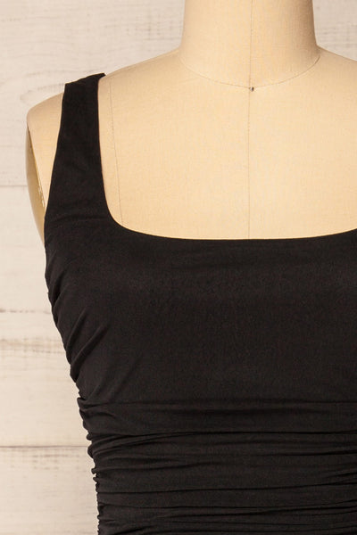Fecho Black Fitted Ruched Midi Dress | La petite garçonne front close-up