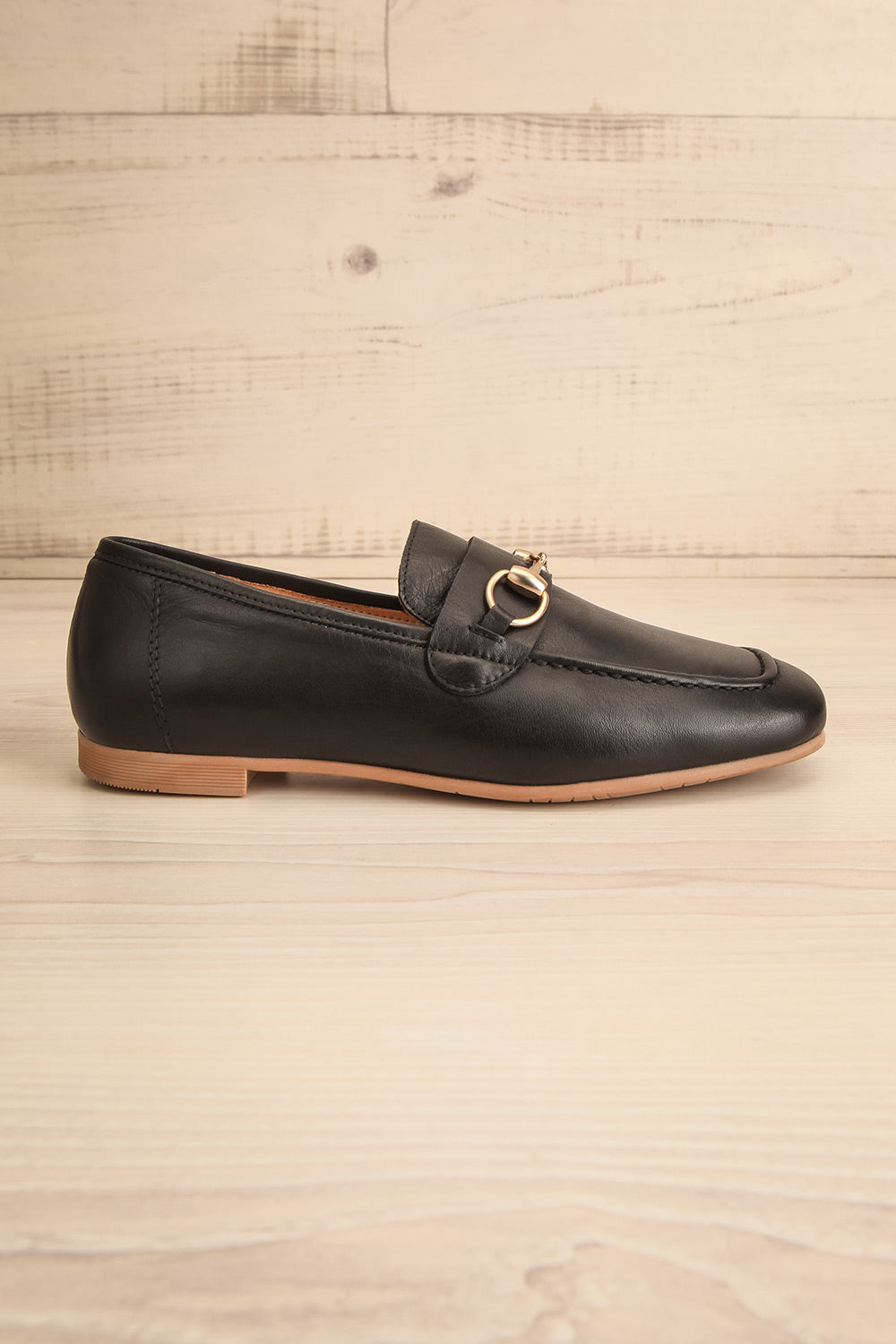 Fernn Black Leather Loafers | La petite garçonne side view