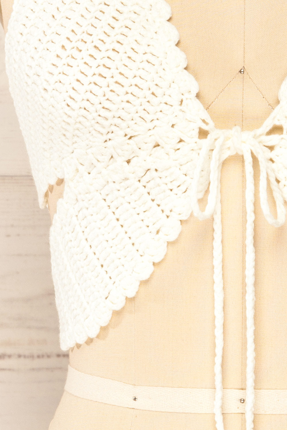 Flos Ivory Crochet Crop Top | La petite garçonne bottom 