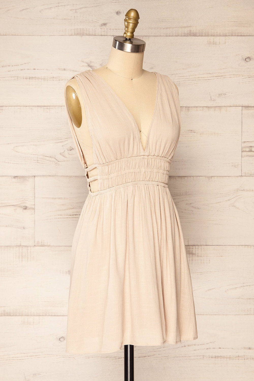 Forgia Taupe Short Faux-Linen V-Neck Dress | La petite garçonne side view