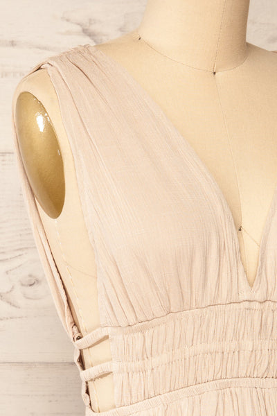 Forgia Taupe Short Faux-Linen V-Neck Dress | La petite garçonne side close-up