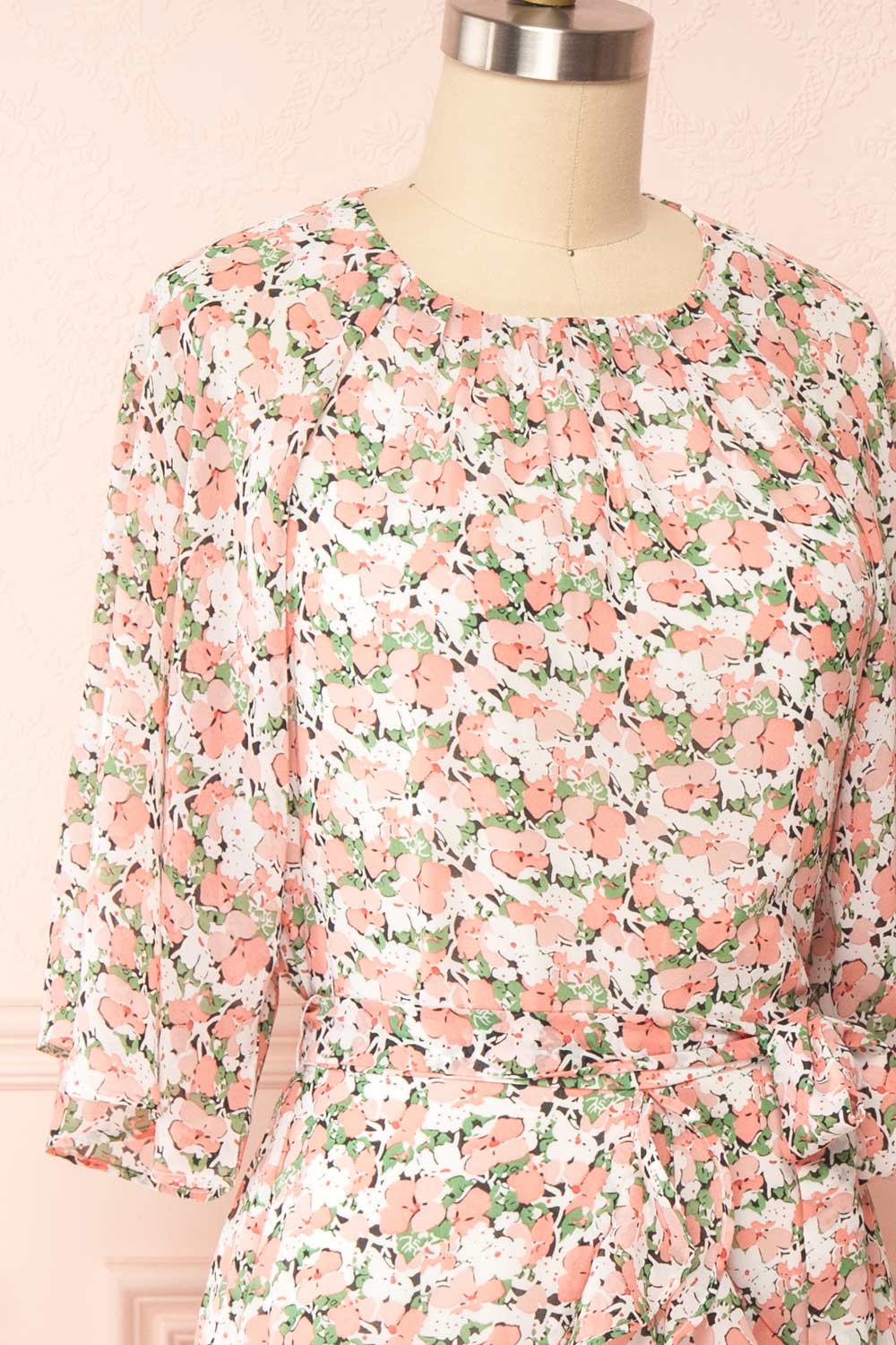 Ellin Short Floral Dress | Boutique 1861  side close up