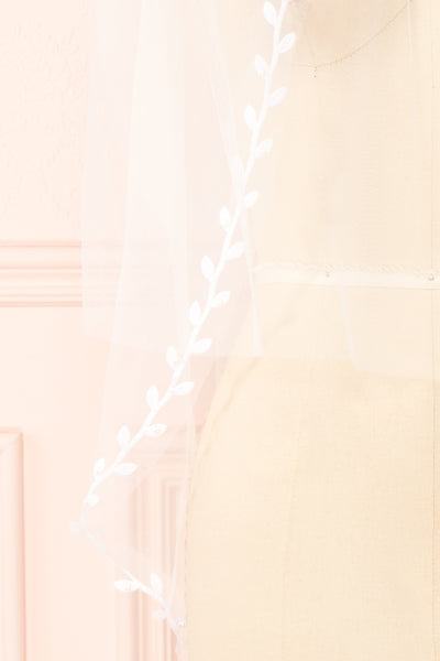 Frêne à Fleurs Bridal Veil w/ Floral Appliqué & Pearls | Boudoir 1861 details