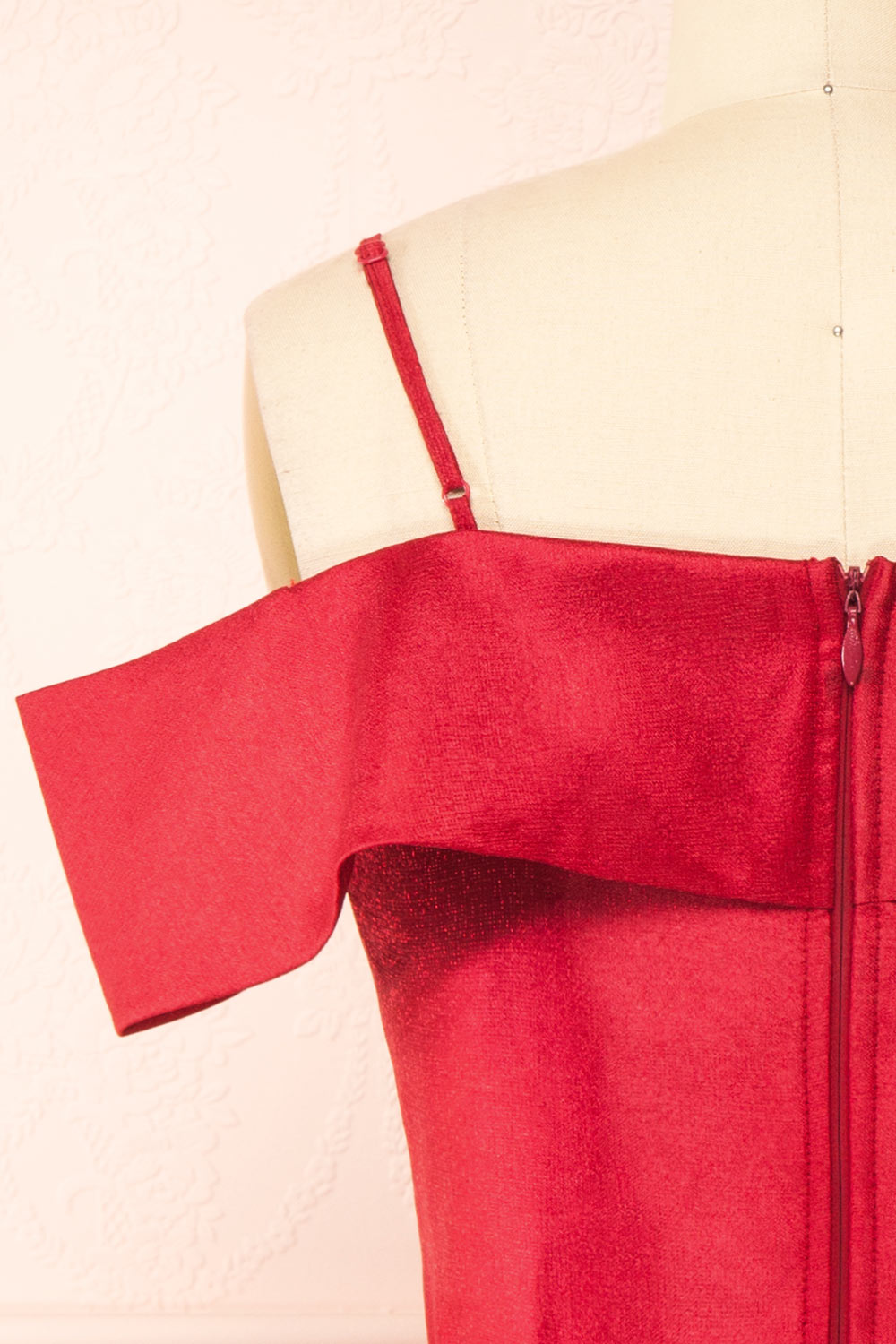 Fuengi Burgundy Off-Shoulder Short Dress | Boutique 1861  back close-up