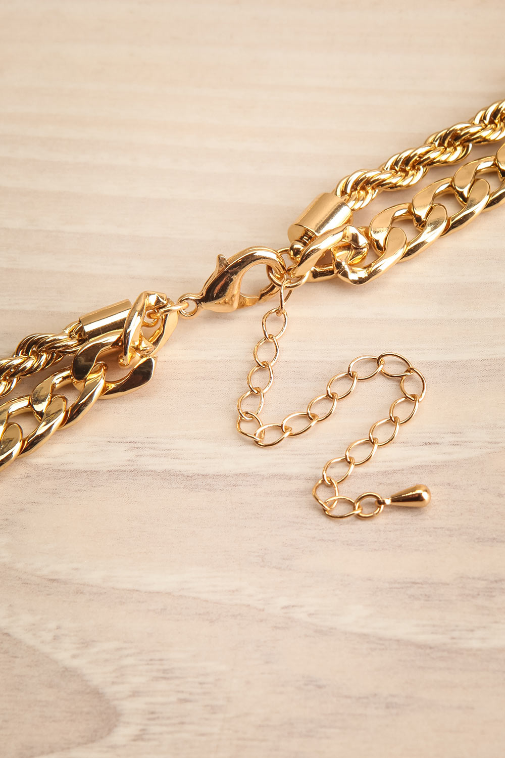 Furmir Gold Large Layered Choker Necklace | La petite garçonne closure