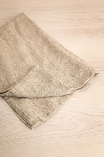 Galataki Light Beige Cloth Napkin | La Petite Garçonne Chpt. 2