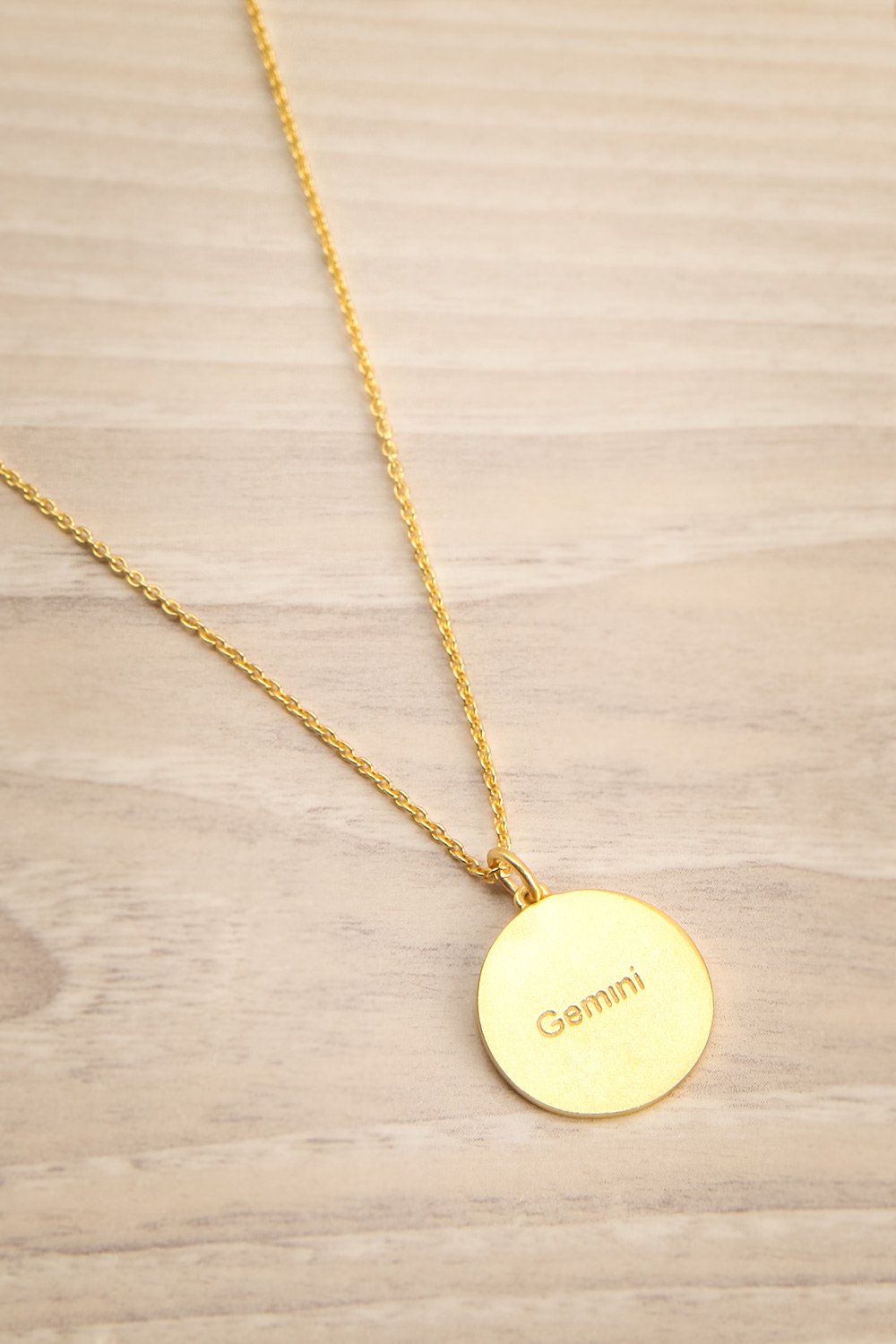 Gémeaux Doré Gold Pendant Necklace | La Petite Garçonne Chpt. 2 3