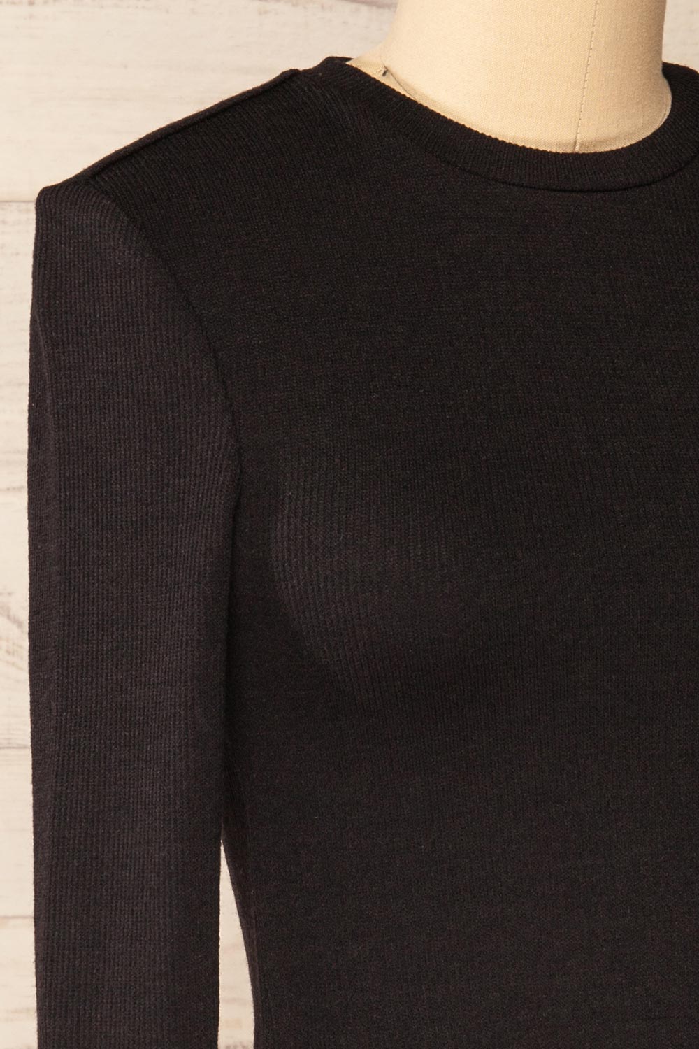 Gialonft Black Cropped Long Sleeve Top w/ Ruffles | La petite garçonne side close-up