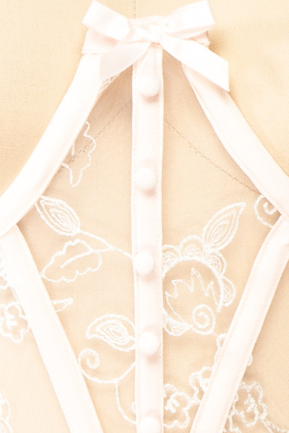 Gisselle Underbust Corset w/ White Embroidery | Boutique 1861 fabric 