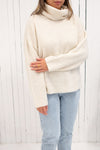 Givri Cream Knit Turtleneck Sweater | La petite garçonne