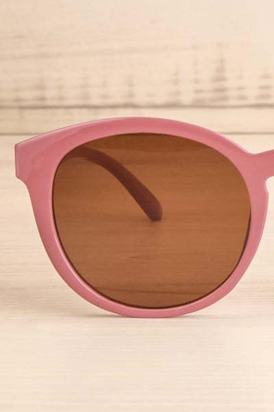 Gluck Pink Wayfarer Sunglasses close-up | La Petite Garçonne