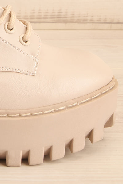 Gorgone Lace-up Platform Boots | La petite garçonne side front close-up