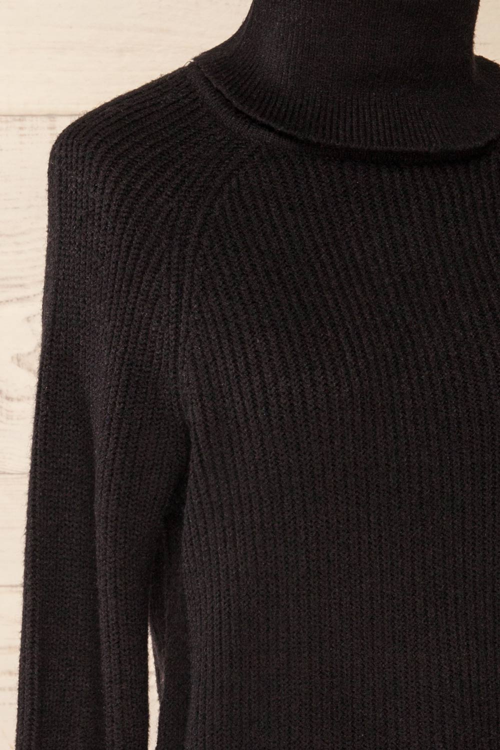 Granby Black Knit Turtleneck Sweater | La petite garçonne side close-up