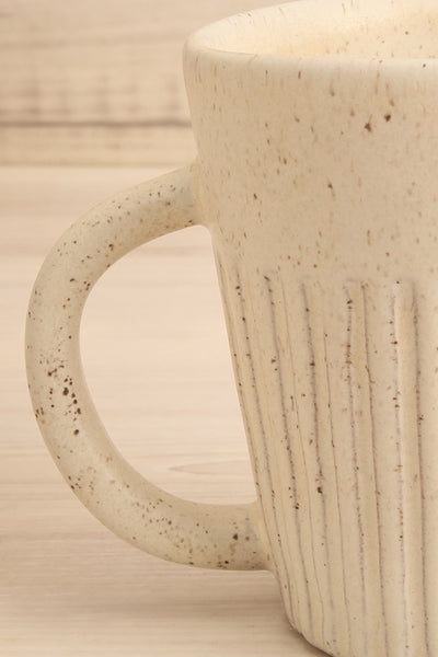 Gull Stoneware Mug w/ Ribbed Detailing | Maison Garçonne close-up