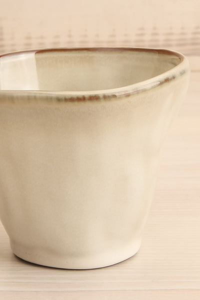 Hauve Small Stoneware Cup | Maison garçonne close-up
