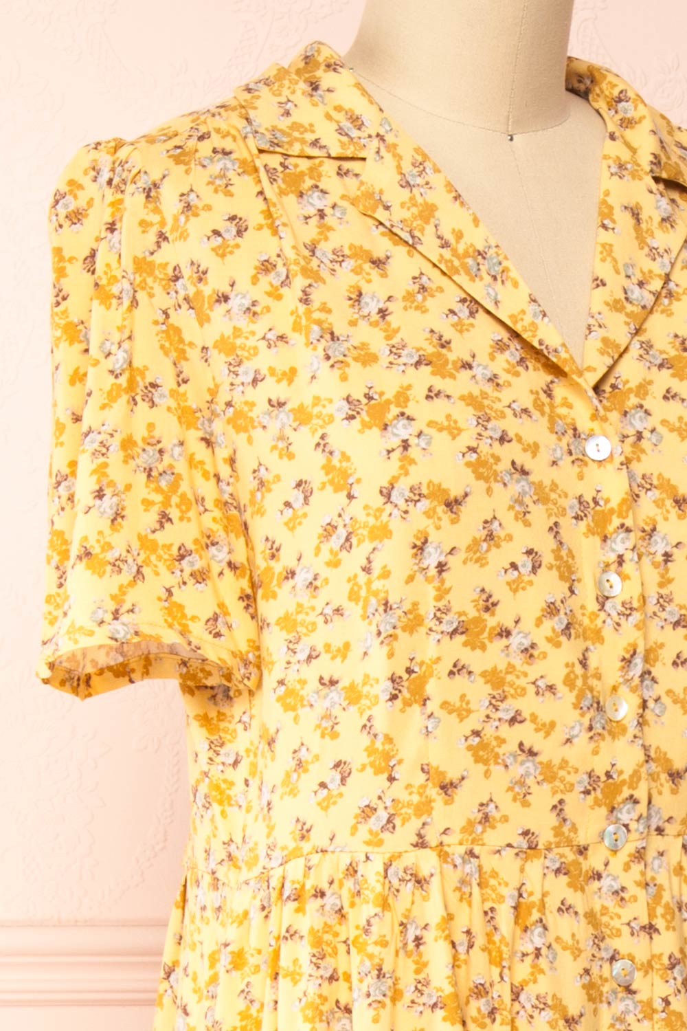 Hayal Yellow Buttoned Floral Midi Shirt Dress | Boutique 1861  side close-up