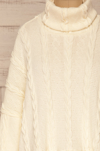 Hellen Cream Cropped Knit Sweater | La petite garçonne front close-up