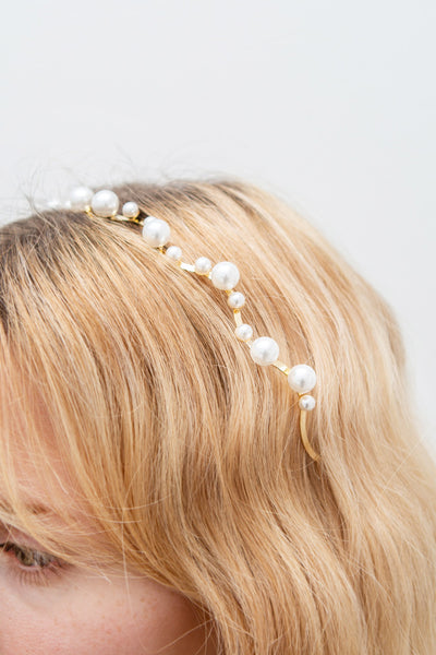 Henrianne Golden Headband with Pearl Ornamentation | Boudoir 1861 model