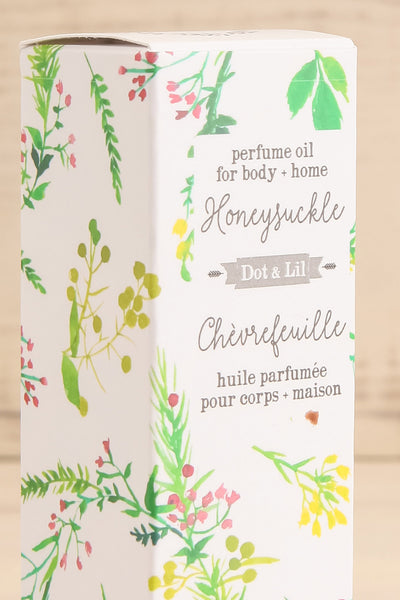 Honeysuckle Perfume Oil | Maison garçonne box close-up