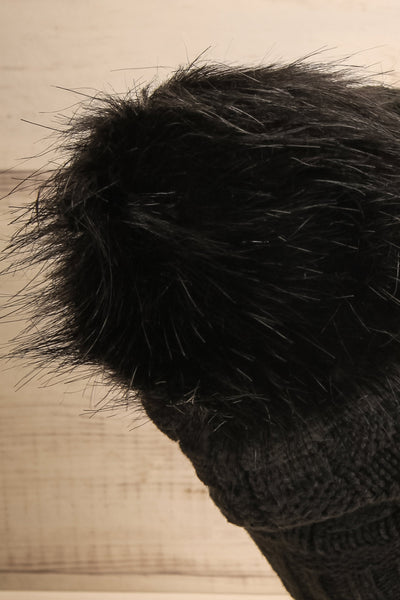 Honokaa Noir Black Tuque with Faux-Fur Pompom back close-up | La Petite Garçonne