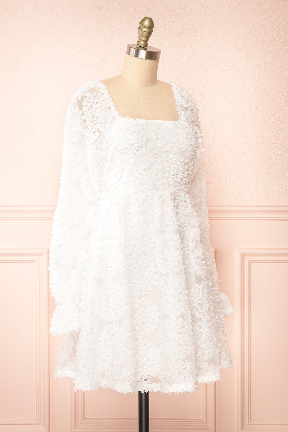 Hortensia White Short Dress w Floral Applique Boutique 1861