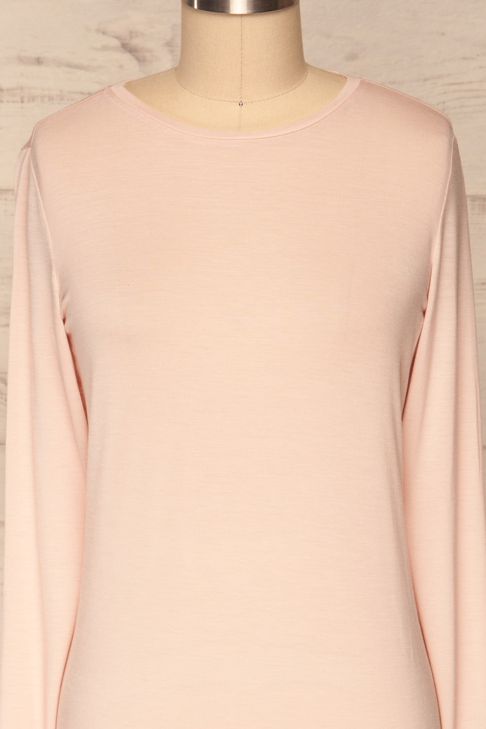 Huddinge Light Pink Long Sleeved T-Shirt front close up | La Petite Garçonne