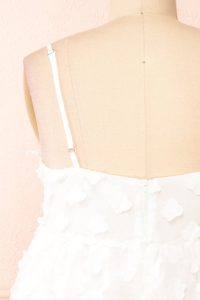 Hynd Tiered Short White Dress w/ Flowers | Boutique 1861 back close-up