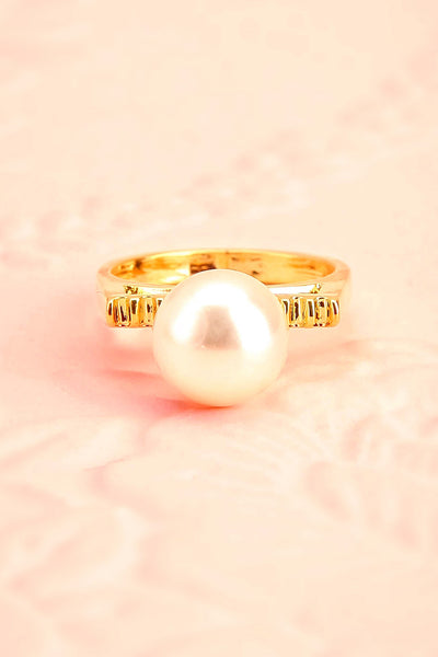 Iat - Golden pearled ring 4