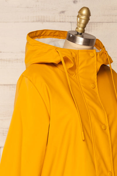 Icewind Yellow Button Up Raincoat w/ Sherpa Interior | La petite garçonne side close-up