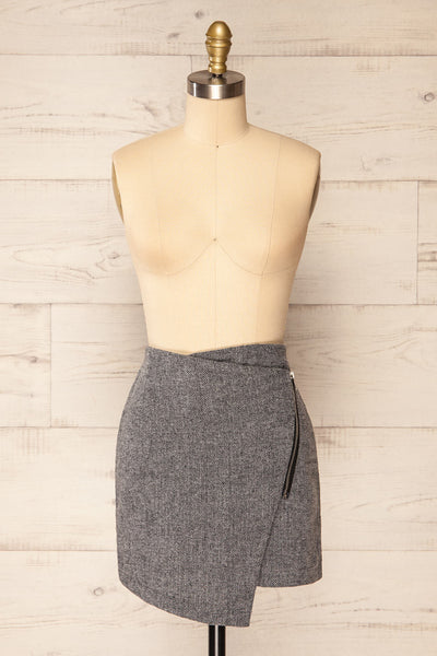 Ingolfur Asymmetric Short Herringbone Skirt | La petite garçonne front view