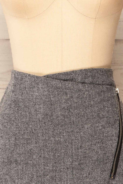 Ingolfur Asymmetric Short Herringbone Skirt | La petite garçonne front close-up