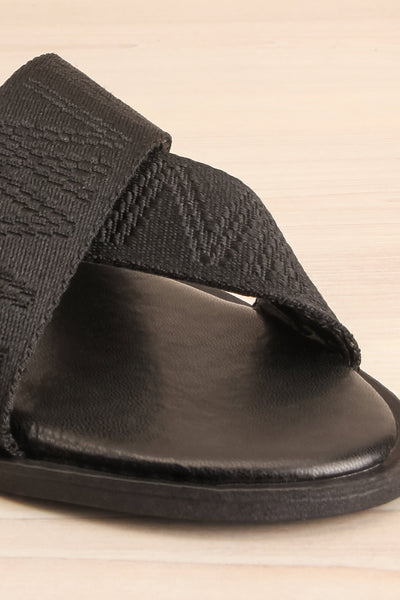 Insum Black Slip-On Sandals | La Petite Garçonne Chpt. 2 4