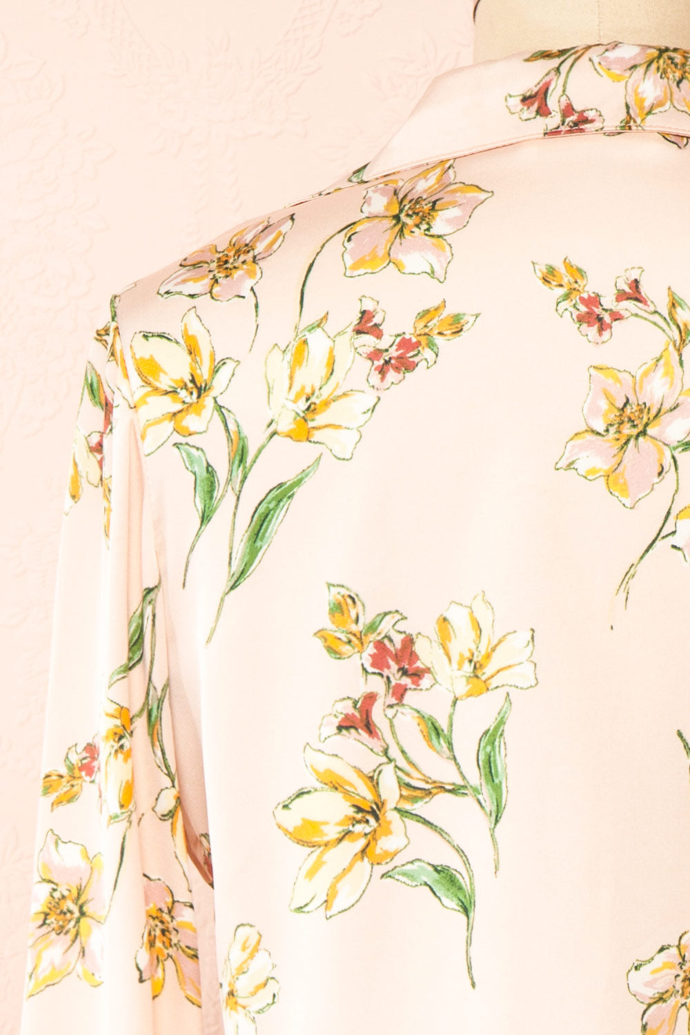 Irinna Cropped Floral Blouse | Boutique 1861 back close-up