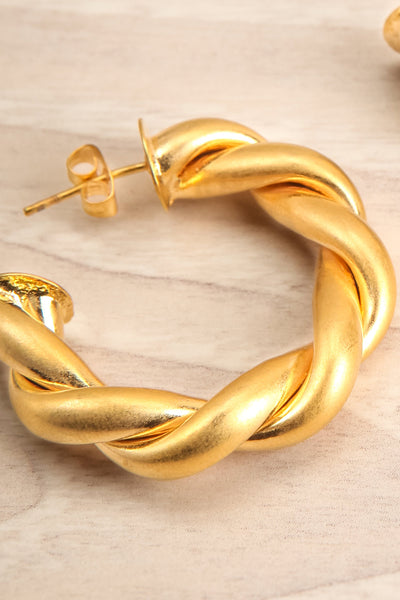 Irsina Gold Twisted Hoop Earrings close-up | La Petite Garçonne