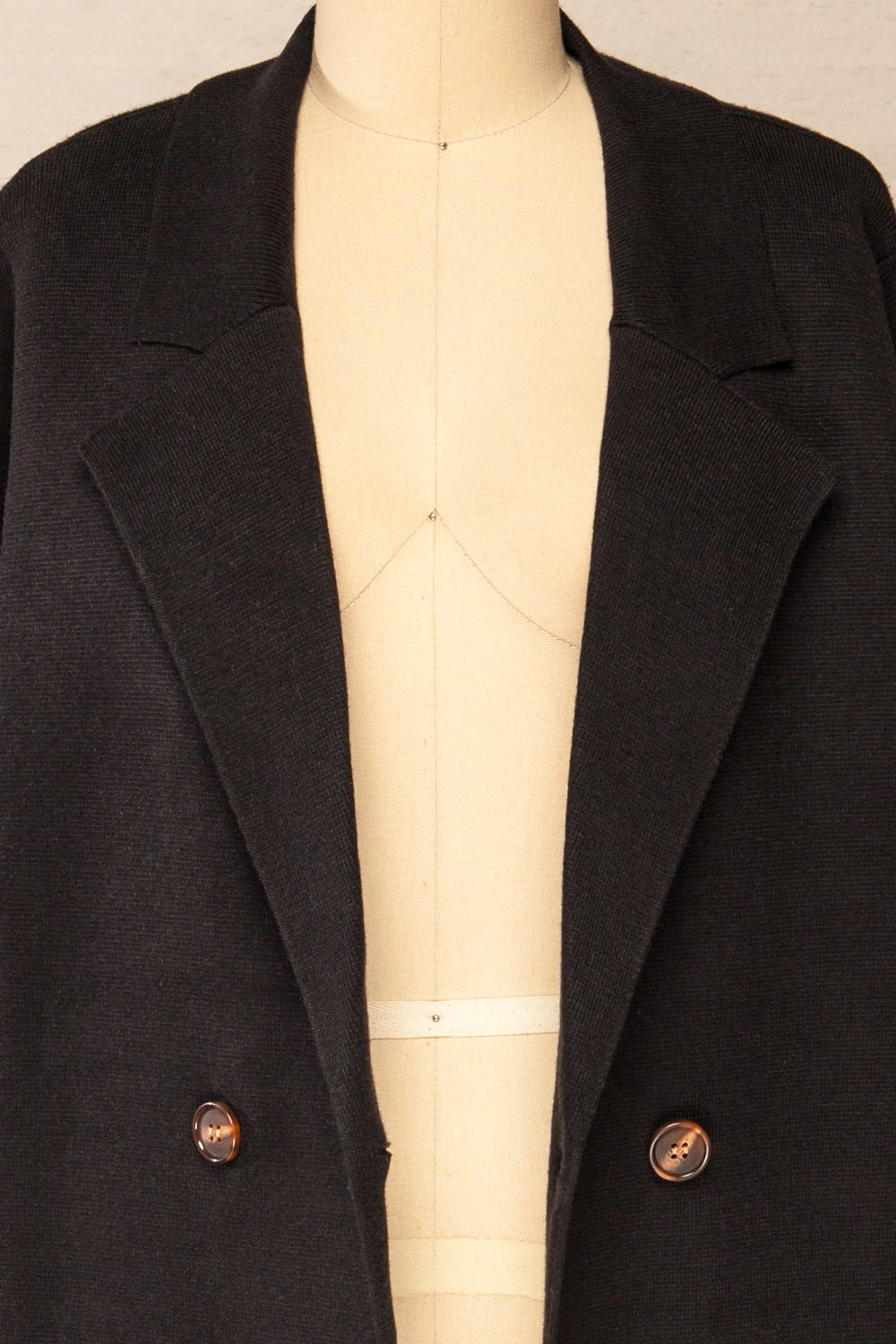 Irun Black Long Knit Cardigan | La petite garçonne open close-up