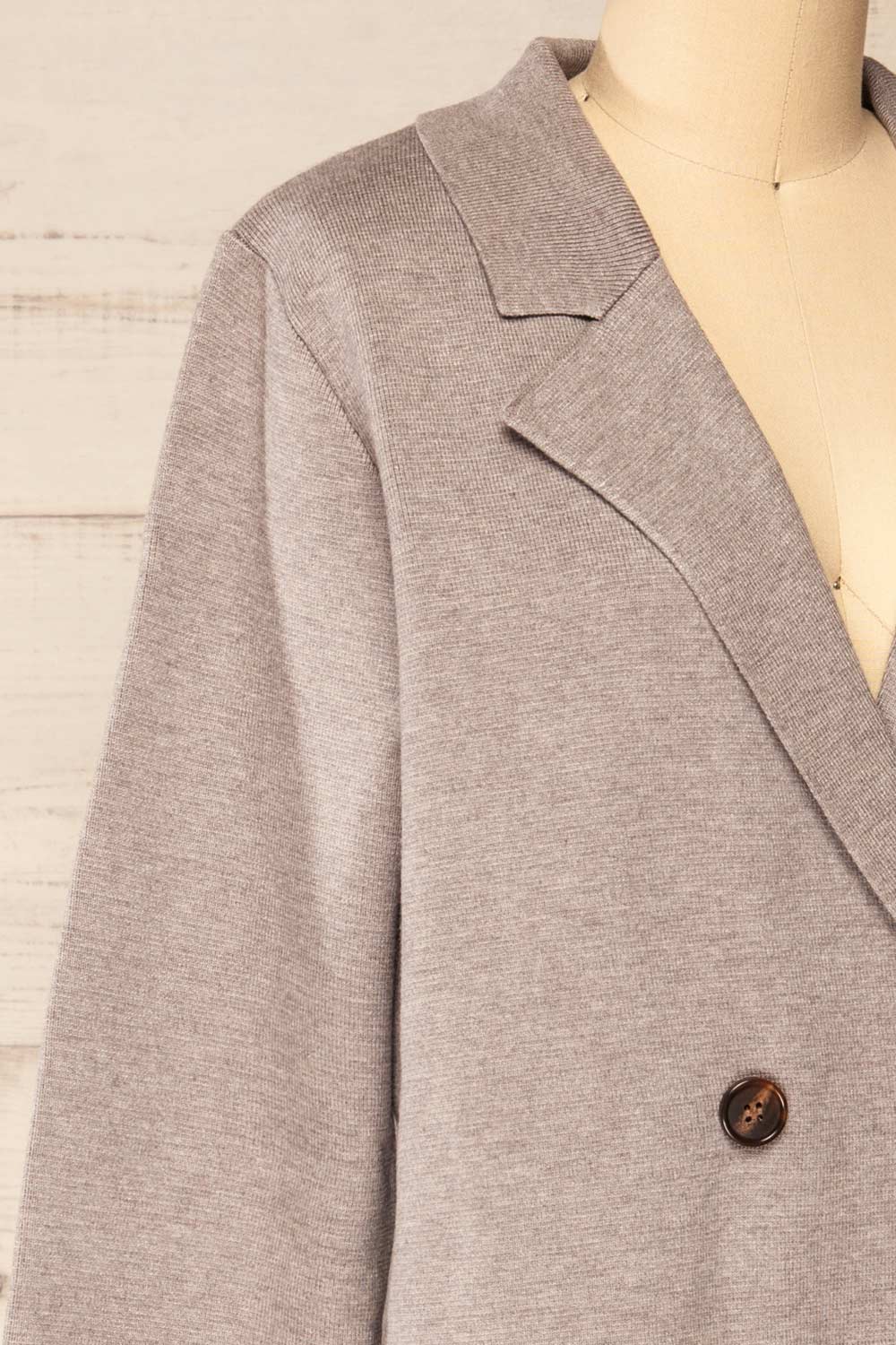 Irun Grey Long Knit Cardigan | La petite garçonne side close-up