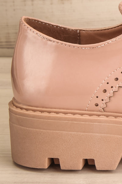 Itza Beige Pink Matt & Nat Oxford Shoes side back close-up | La Petite Garçonne