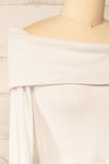 Jacelyt Off-Shoulder Long Sleeve Crop Top | La petite garçonne side close-up