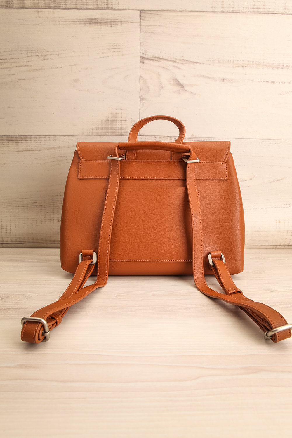 Janik Cognac Pixie Mood Faux-Leather Backpack back view | La Petite Garçonne