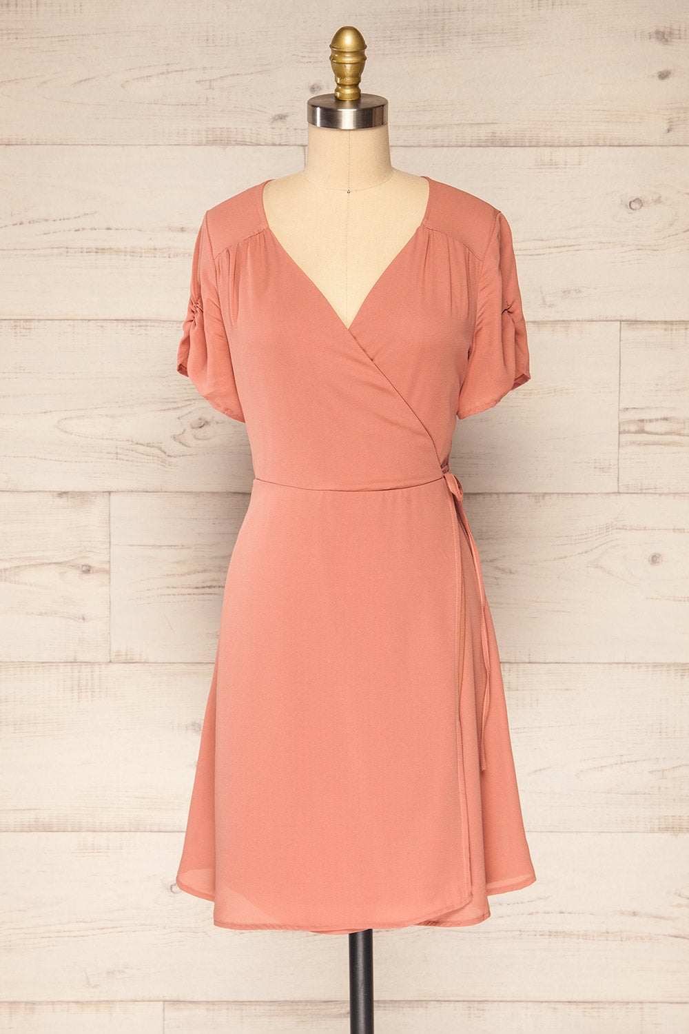 Jaurel Dusty Pink Short Sleeve Wrap Dress | La petite garçonne front view 