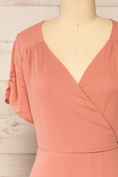 Jaurel Dusty Pink Short Sleeve Wrap Dress | La petite garçonne front close-up