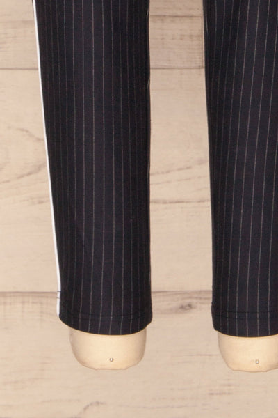 Jeziorna Navy Striped Pants | Pantalons | La Petite Garçonne bottom close-up