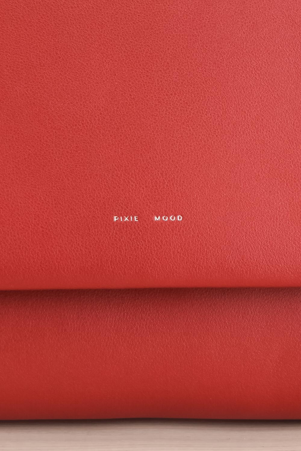 Jodith Red Faux-Leather Pixie Mood Handbag front close-up | La Petite Garçonne